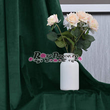 Încarcă imaginea în vizualizatorul Galerie, Draperie Catifea Uni Verde-Smarald