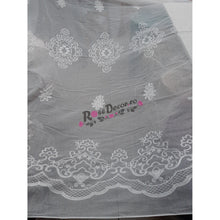 Încarcă imaginea în vizualizatorul Galerie, Perdea din In Broderie 02